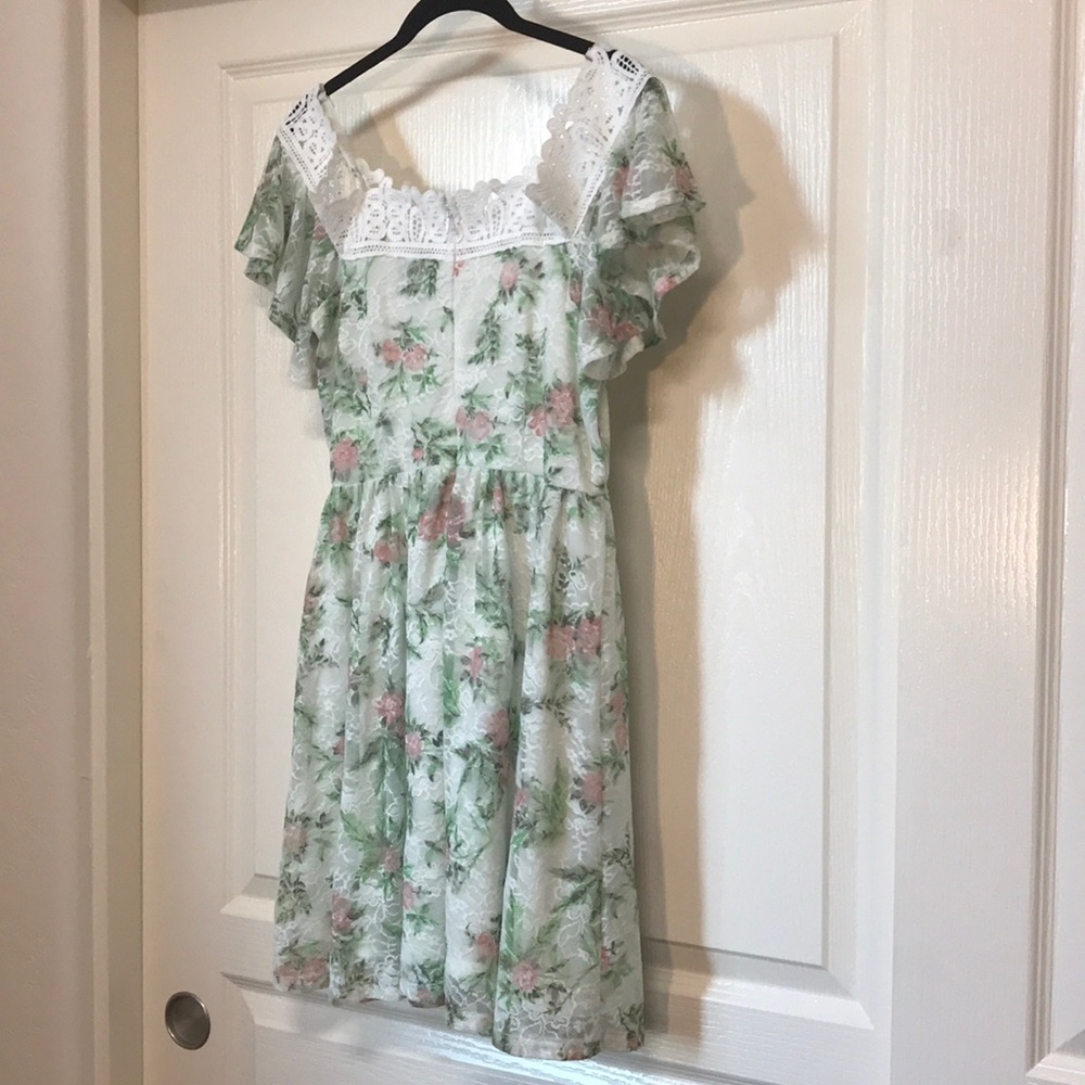 Disney Princess Cold Shoulder Fit Flare Dress Junior Medium - Picture 3 of 7